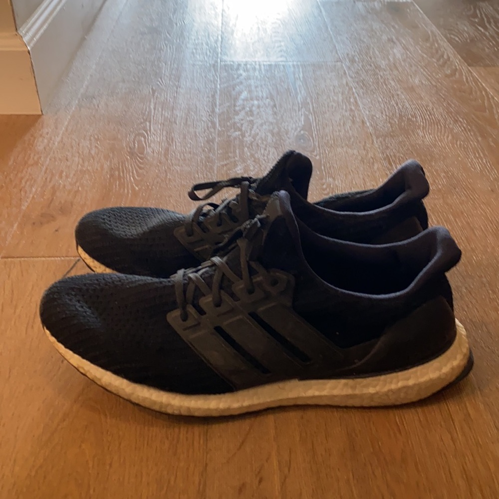 Men's adiadas ultraboost - Picture 4 of 5